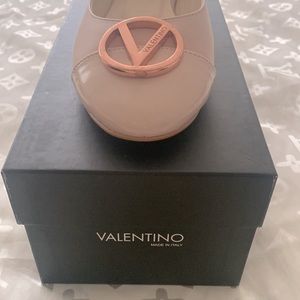 Valentino MALVA rose doree Leather Flats.Rose leather and rose gold toned hardwa